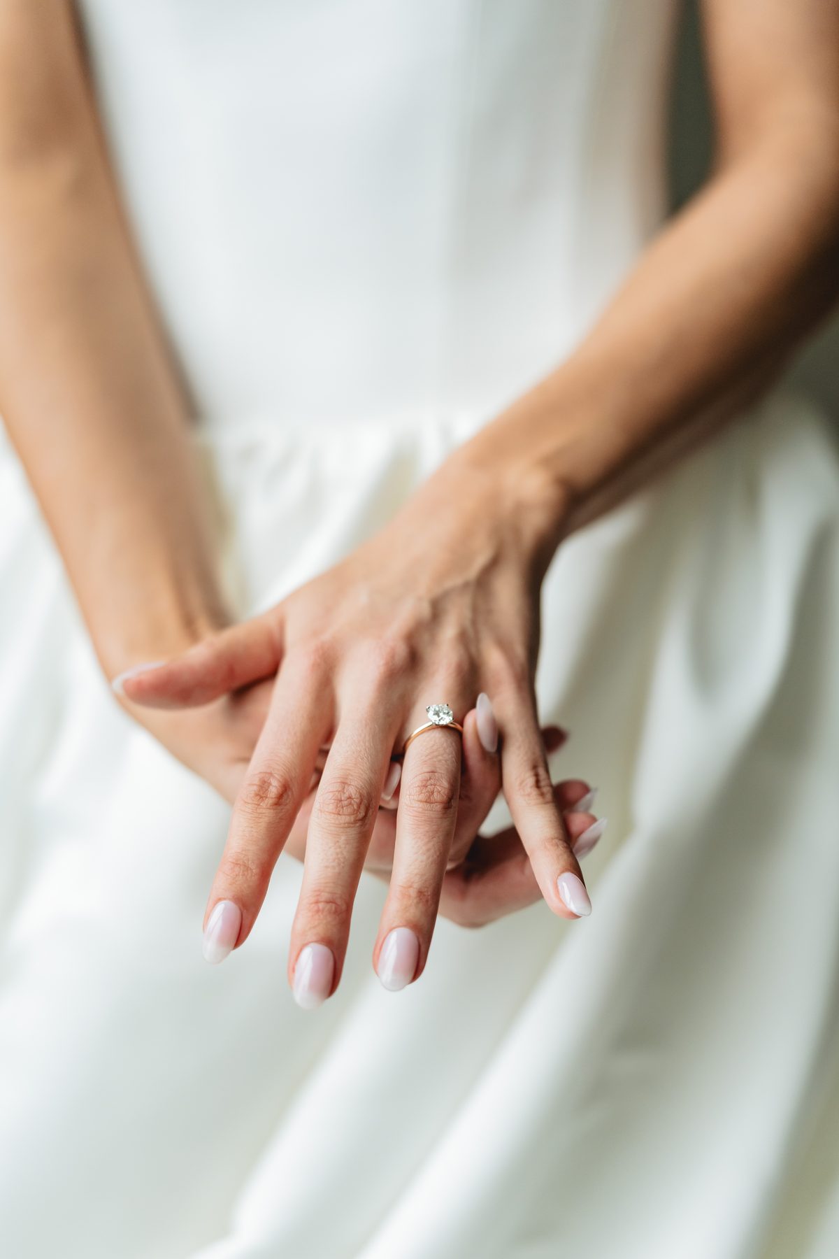 Simon and Sara wedding morning preparations — Melbourne wedding photography by C2 Films